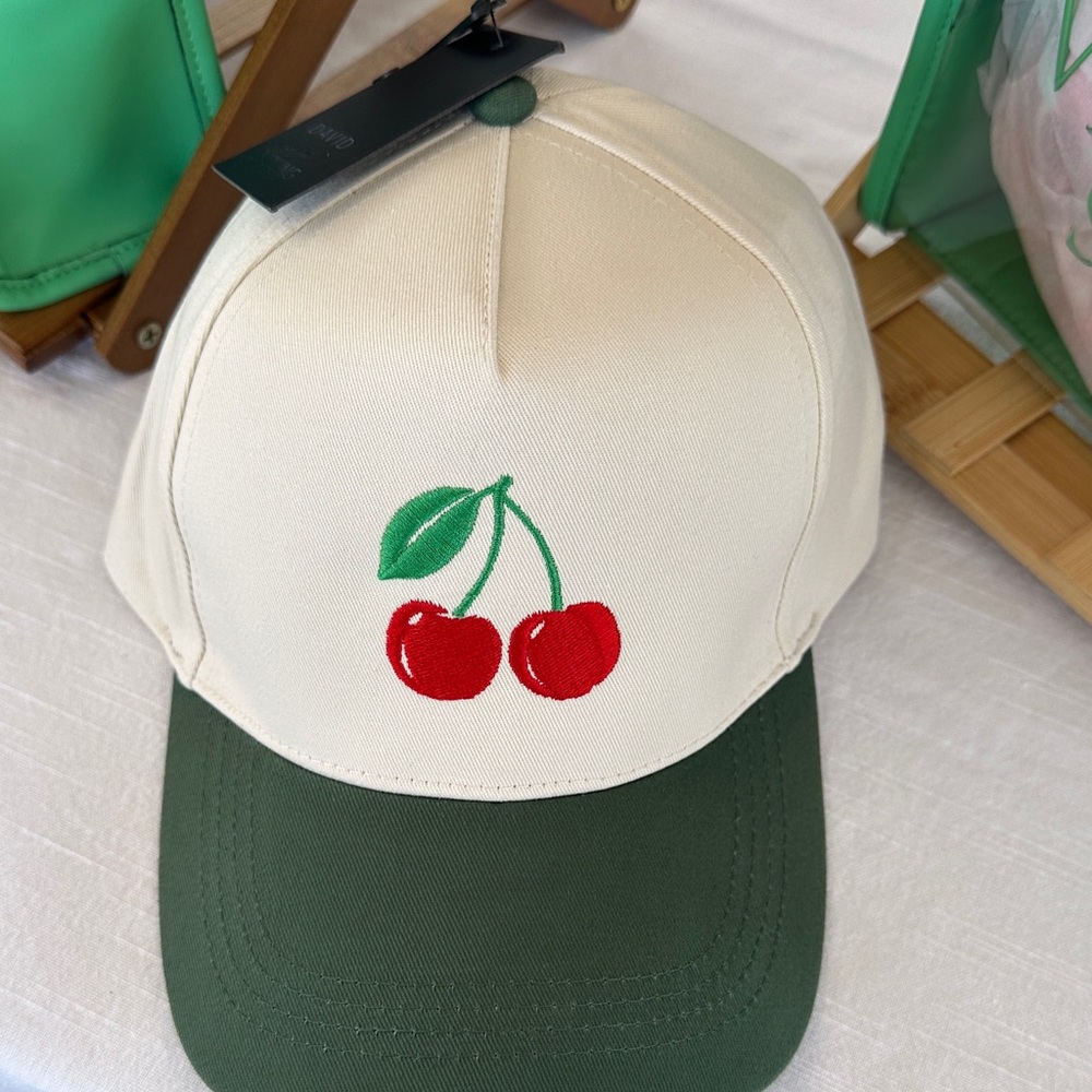 David and Young Kids Cherry Cap - Cream and Green
